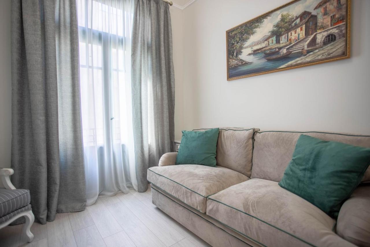 Pandrosos Divine Suites Athen Exterior foto